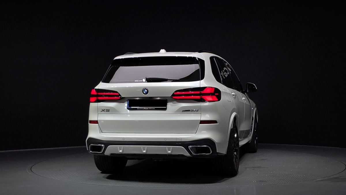 BMW X5, 2025 — фото 4 из 12