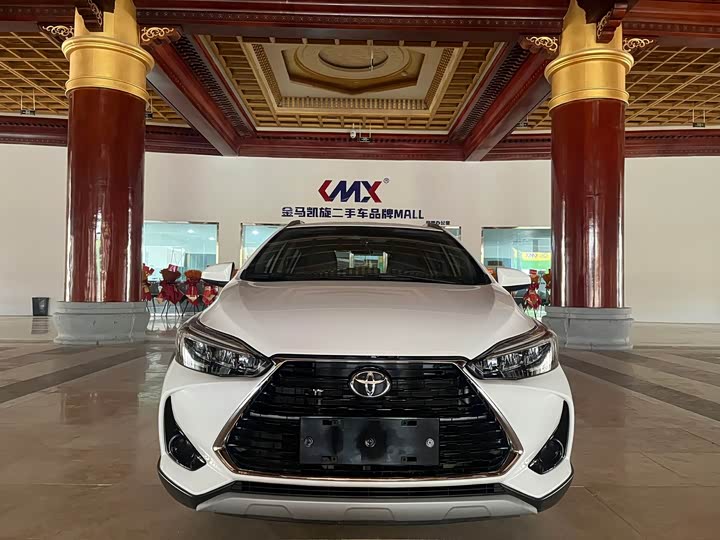 Toyota Yaris L Hatchback, 2022 — фото 2 из 9