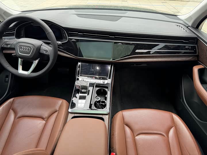 Audi Q7, 2022 — фото 7 из 7