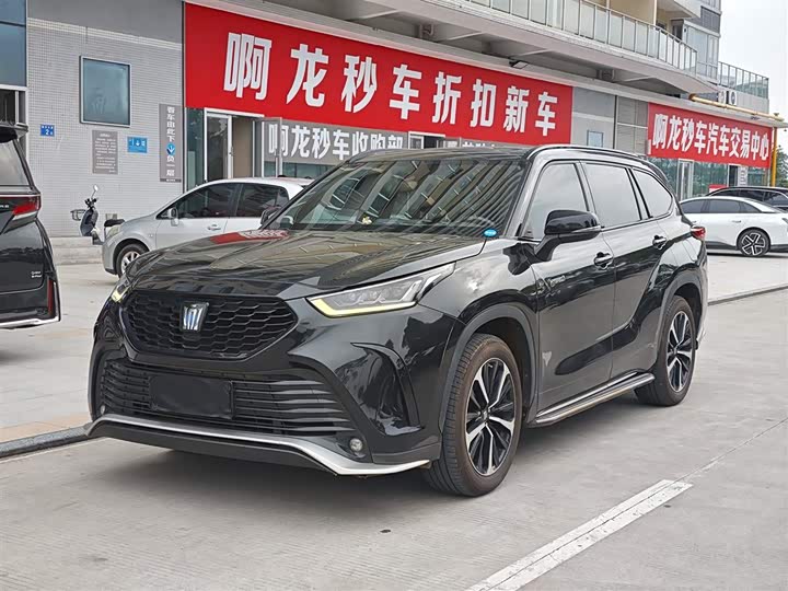 Toyota Crown Kluger, 2022 — купить в Калуге под ключ