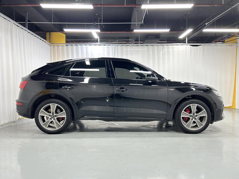 Audi Q5L Sportback, 2023 — фото 8 из 12
