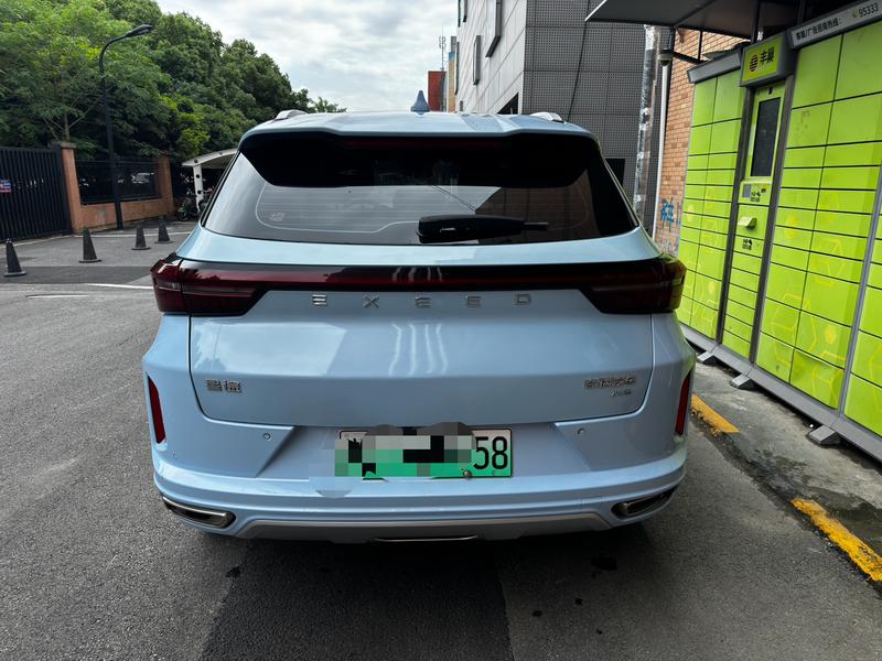 Exeed LX C-DM Hybrid, 2022 — фото 3 из 7