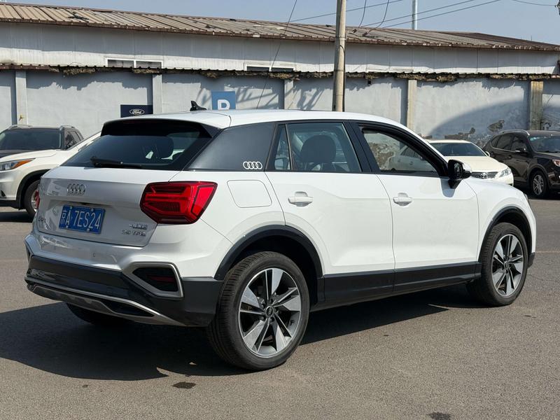 Audi Q2L, 2023 — фото 5 из 11