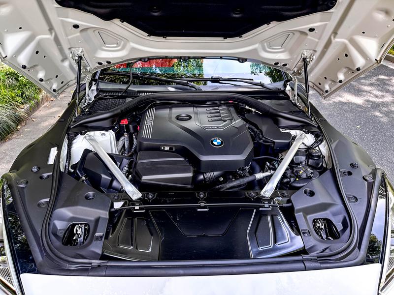 BMW Z4, 2023 — фото 8 из 12