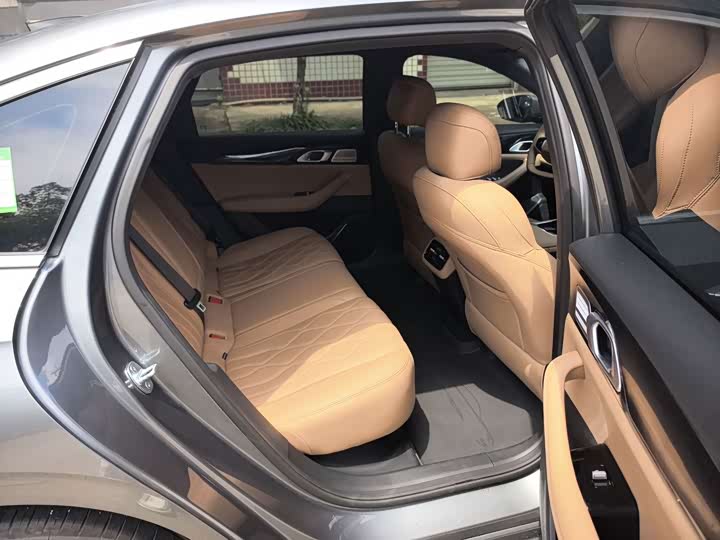 Geely Galaxy A7, 2025 — фото 8 из 9