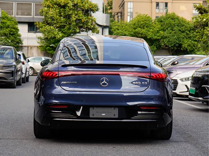 Mercedes-Benz EQS AMG, 2025 — фото 4 из 9