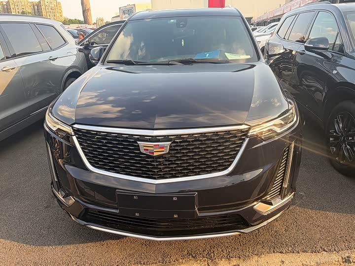 Cadillac XT6, 2022 — фото 2 из 9