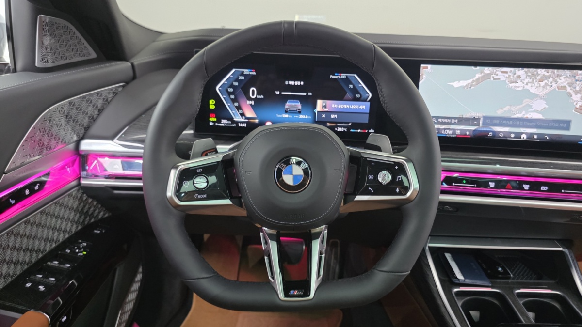 BMW 7 Series, 2025 — фото 12 из 12
