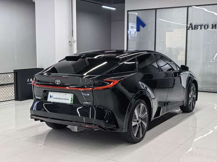 Toyota bZ5, 2025 — фото 4 из 9