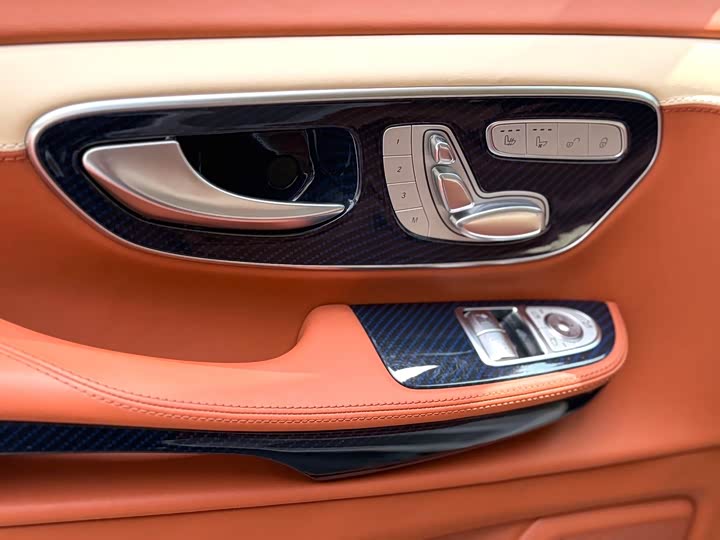 Mercedes-Benz V-Class, 2022 — фото 4 из 9