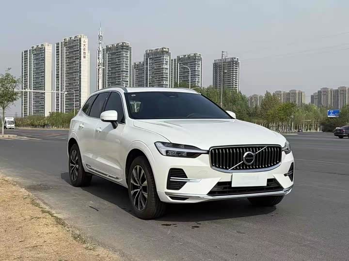 Volvo XC60, 2024 — фото 3 из 9
