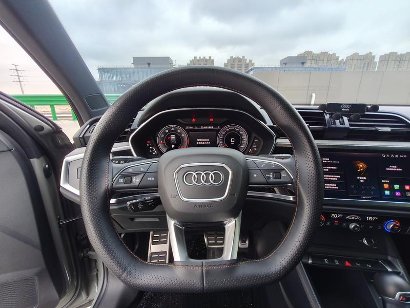 Audi Q3, 2023 — фото 9 из 12