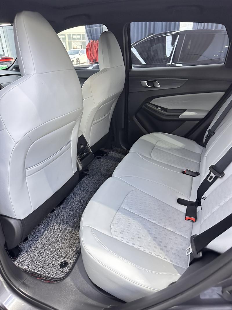 Changan CS55 Plus Hybrid, 2025 — фото 8 из 10