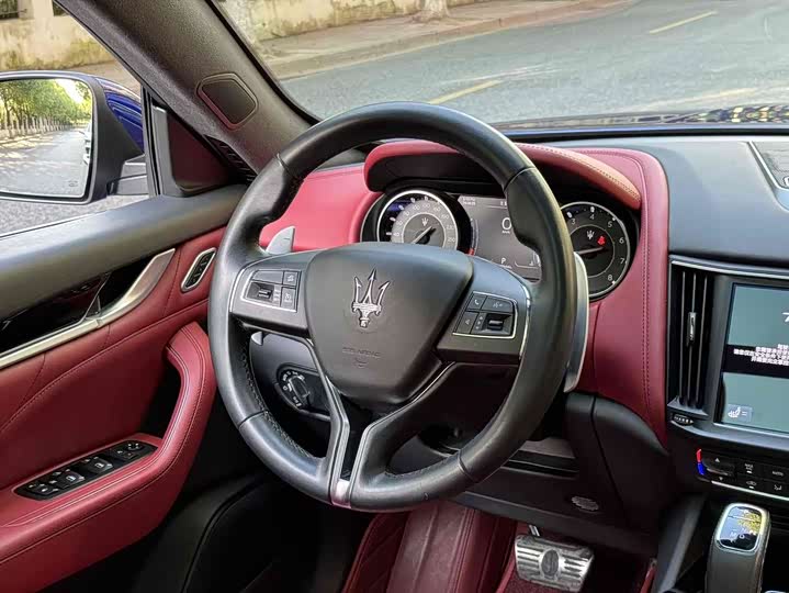 Maserati Levante, 2021 — фото 9 из 9