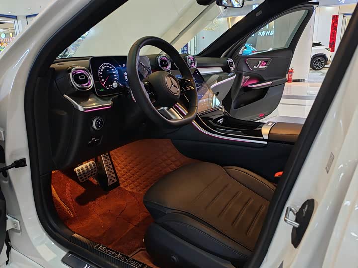 Mercedes-Benz C-Class, 2025 — фото 4 из 9