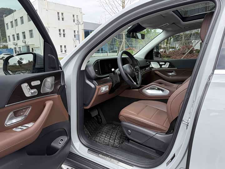 Mercedes-Benz GLE-Class, 2024 — фото 4 из 9
