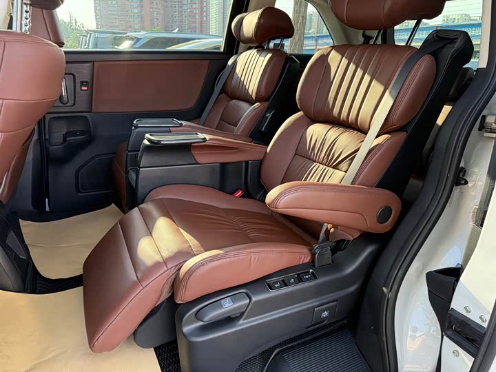 Honda Odyssey, 2022 — фото 7 из 9