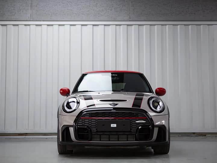 Mini Mini JCW, 2022 — фото 5 из 9