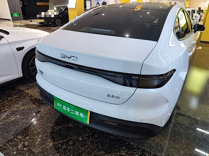BYD Seal 05 DM-i Hybrid, 2026 — фото 7 из 9
