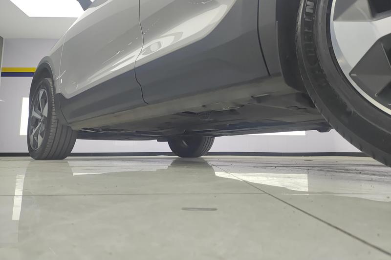 Volvo XC40, 2023 — фото 7 из 12