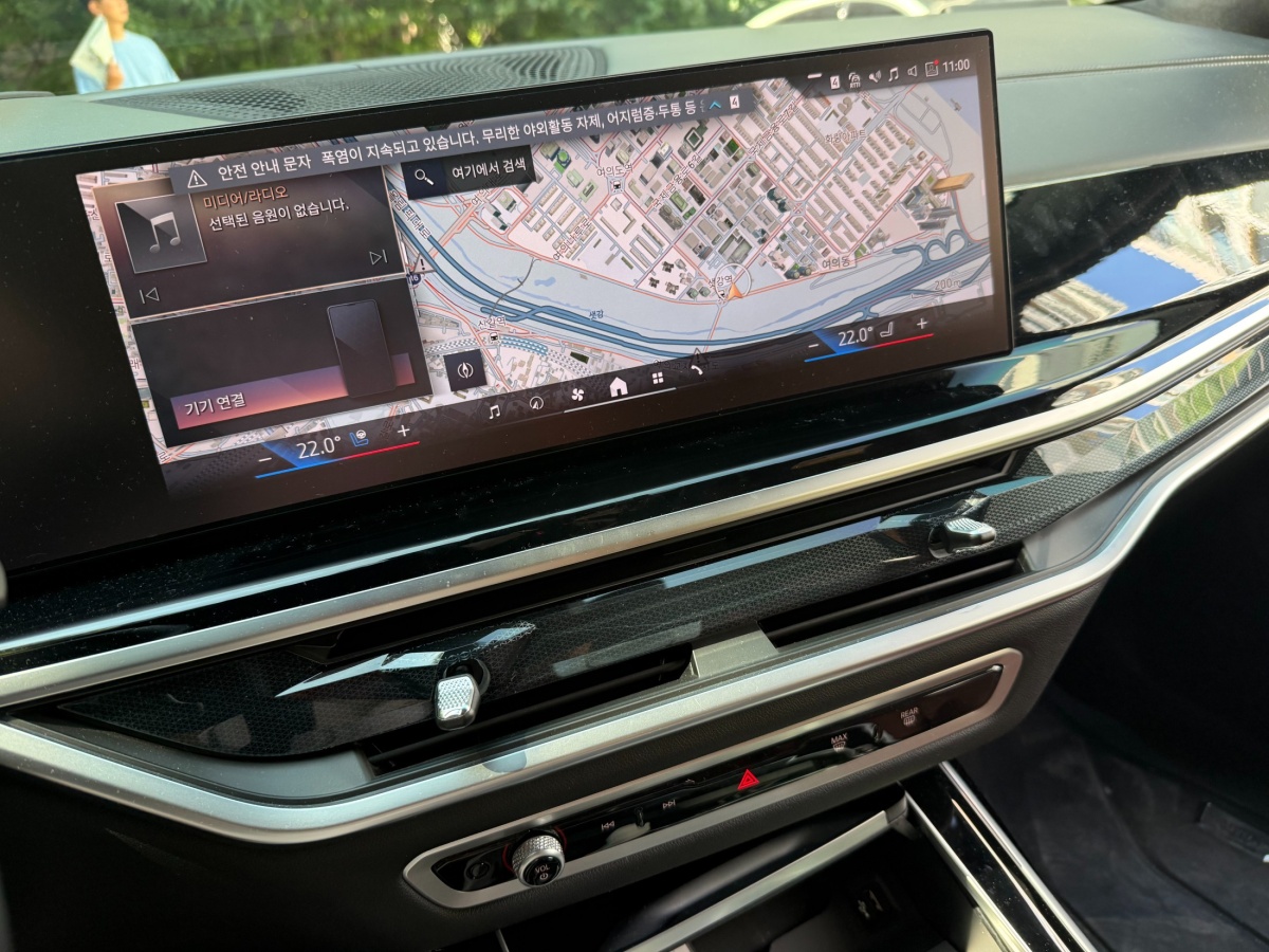 BMW X7, 2024 — фото 7 из 9