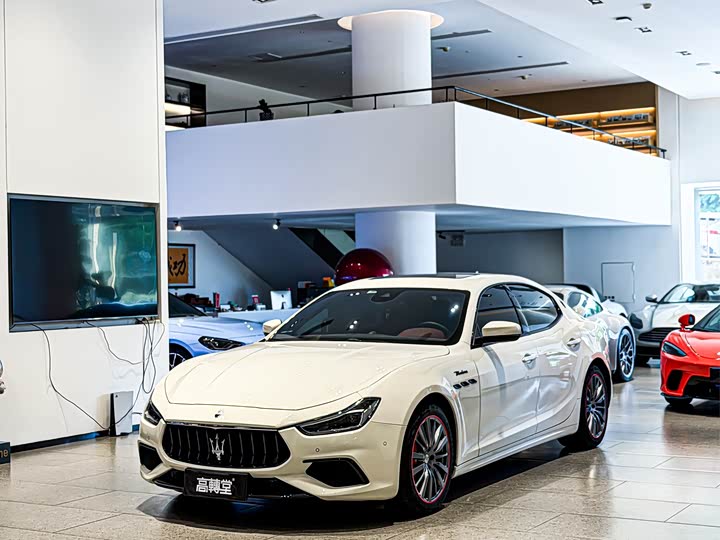 Maserati Ghibli, 2023 — купить в Нижнем Новгороде под ключ