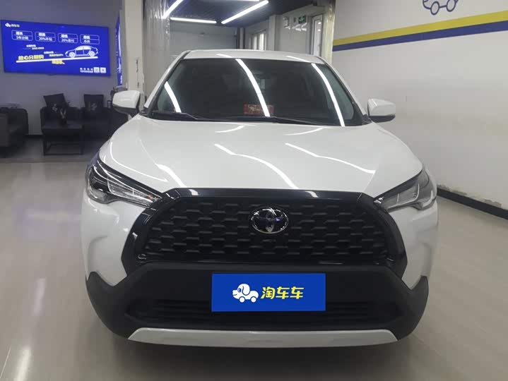 Toyota Corolla Cross, 2024 — фото 2 из 9