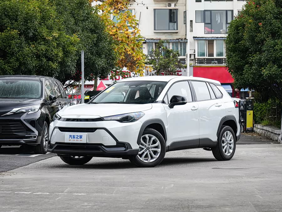 Toyota Frontlander, 2026 — купить в Твери под ключ