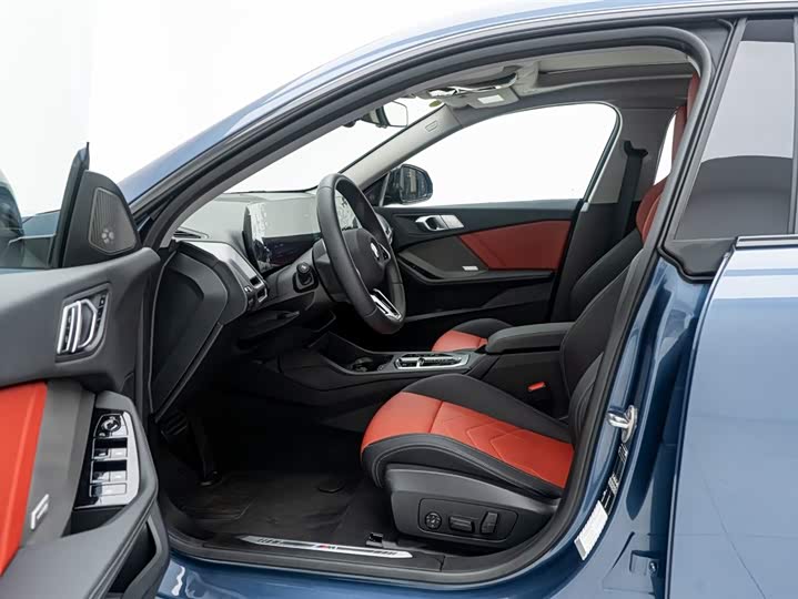 BMW 2 Series, 2024 — фото 5 из 9
