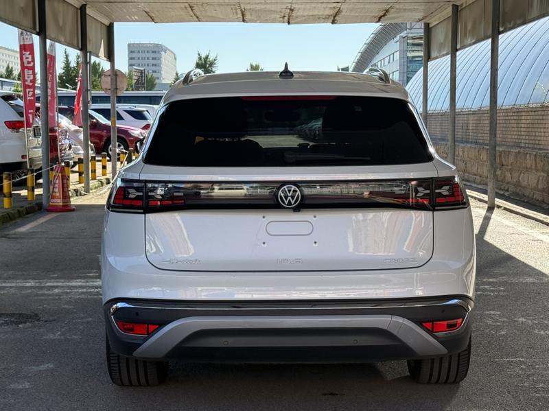 Volkswagen ID.6 Crozz, 2022 — фото 5 из 12