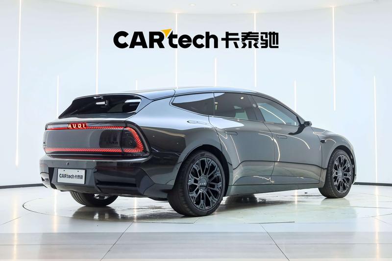 Audi × SAIC E5 Sportback, 2025 — фото 7 из 12