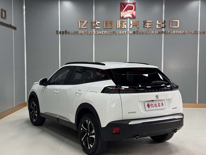 Peugeot 2008, 2022 — фото 5 из 9