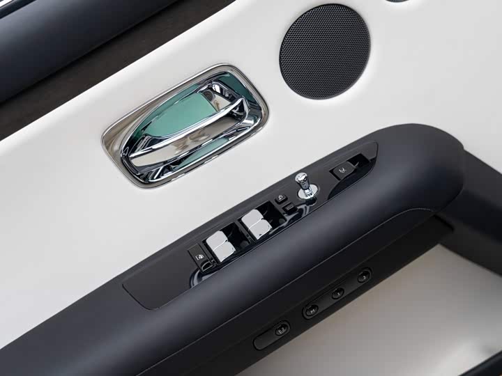 Rolls-Royce Ghost, 2023 — фото 7 из 9