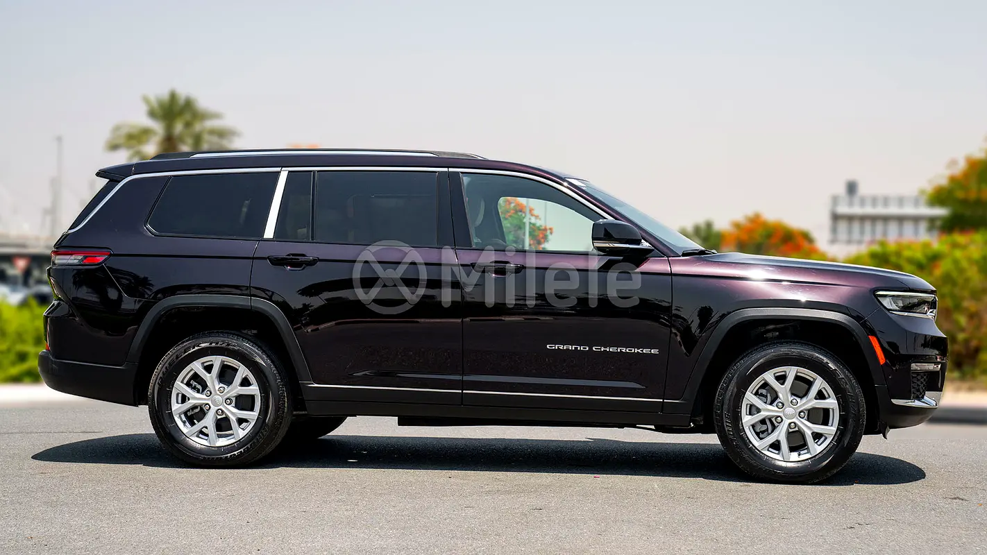 Jeep Grand Cherokee, 2023 — фото 4 из 10