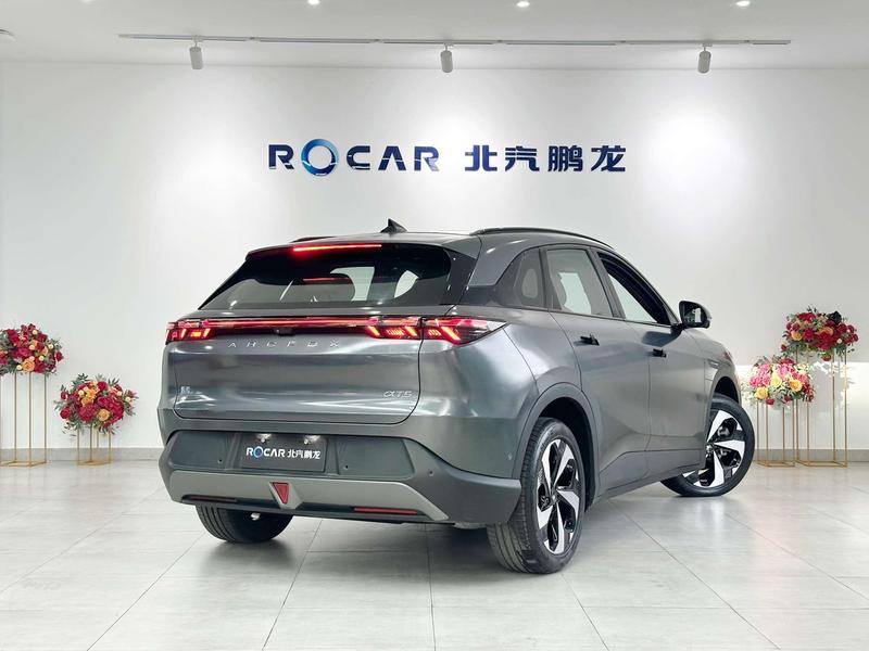 BAIC Arcfox Alpha T5, 2024 — фото 7 из 11