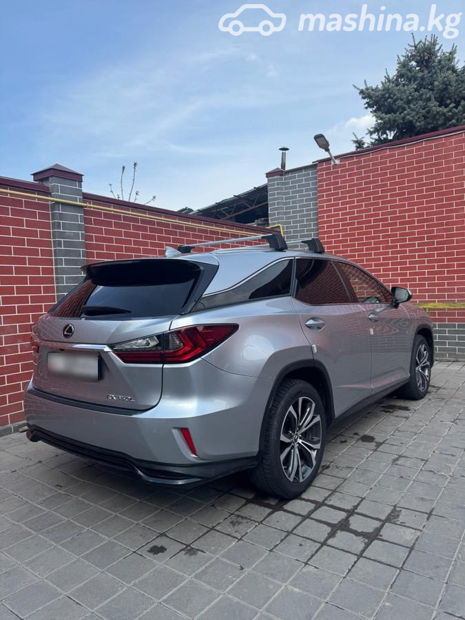 Lexus RX, 2022 — фото 8 из 8