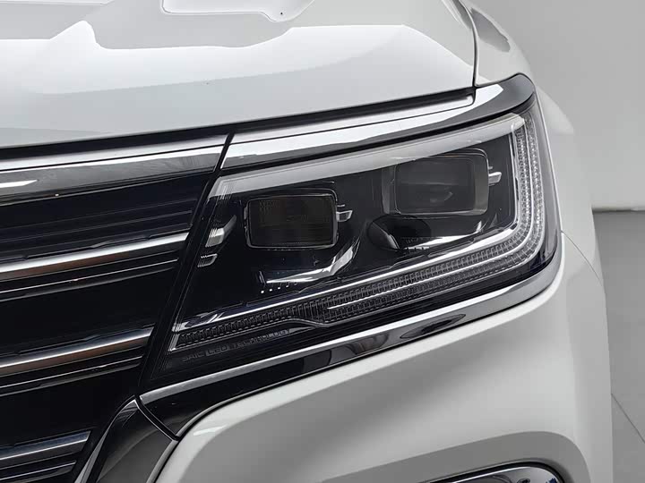 Roewe RX8, 2022 — фото 7 из 9