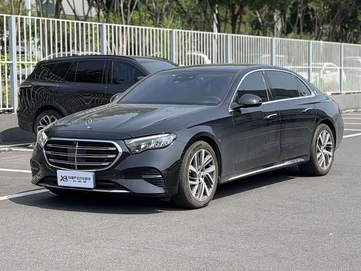 Mercedes-Benz E-Class, 2024 — фото 8 из 9