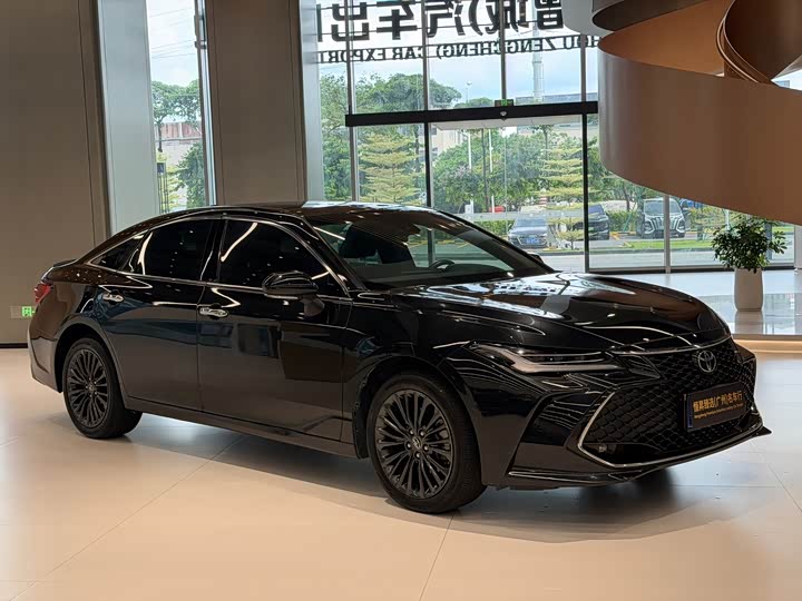 Toyota Avalon, 2023 — фото 3 из 9