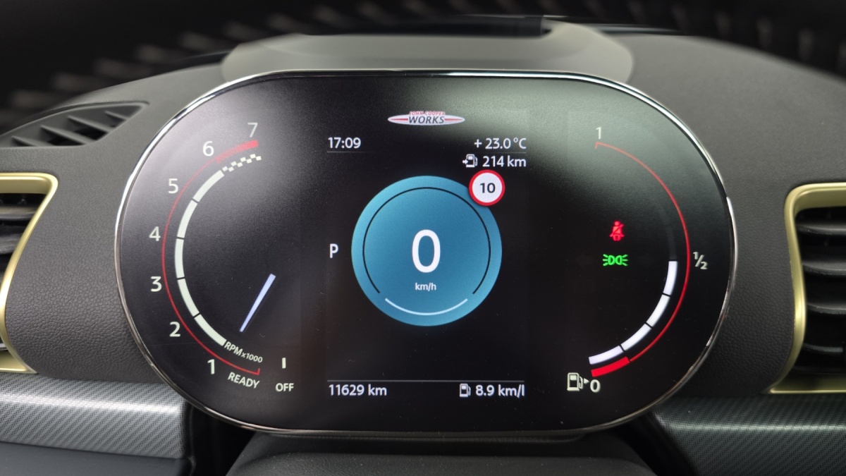 Mini Clubman, 2023 — фото 7 из 12