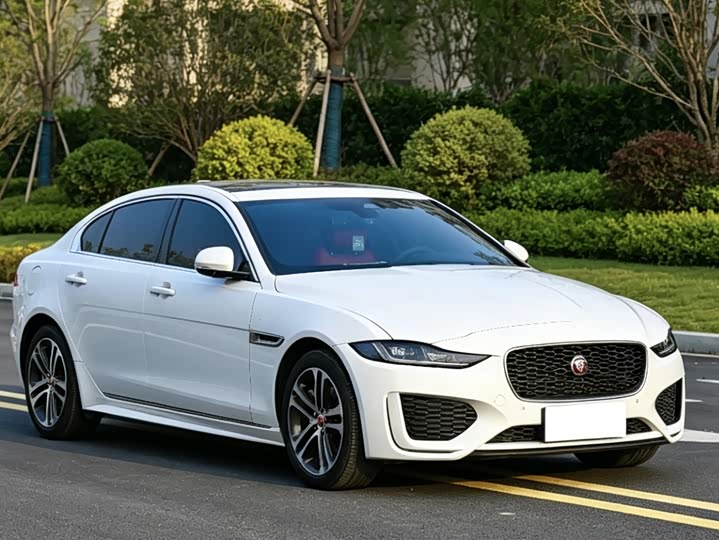 Jaguar XE L, 2023 — фото 3 из 9