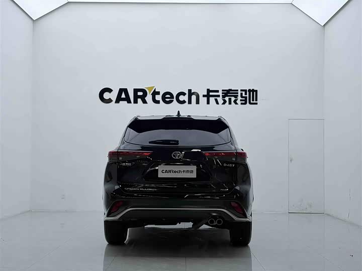 Toyota Crown Kluger, 2023 — фото 6 из 9
