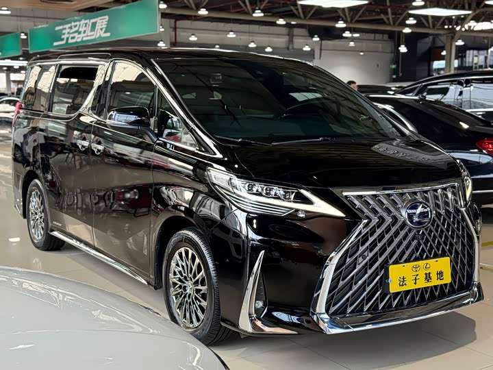 Lexus LM, 2022 — фото 4 из 9