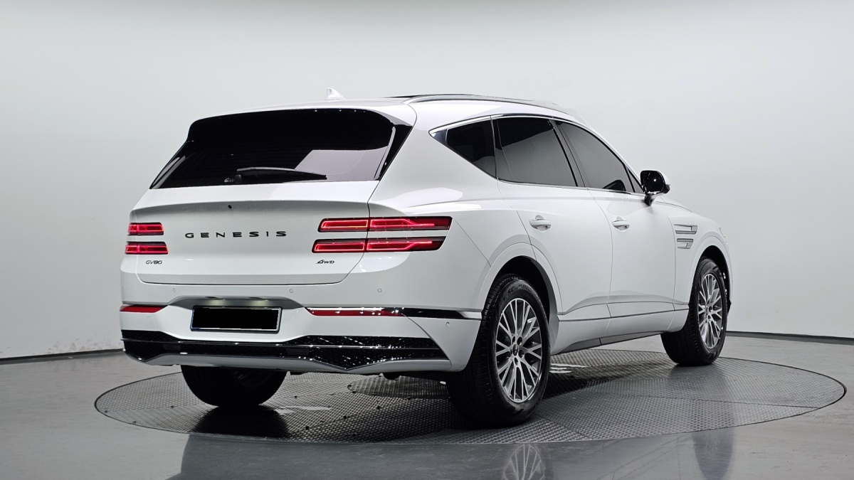 Genesis GV80, 2024 — фото 2 из 12