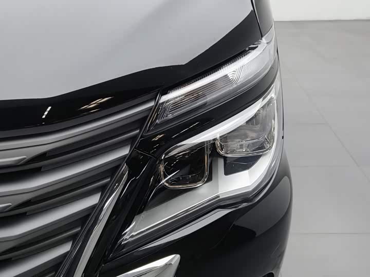 Dongfeng Forthing Lingzhi M5, 2025 — фото 7 из 9
