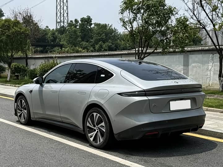 Nio ET5, 2022 — фото 7 из 9