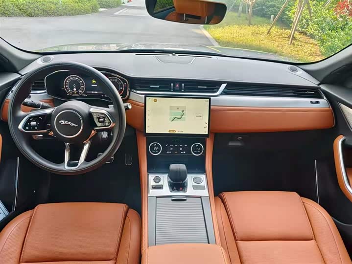 Jaguar F-Pace, 2024 — фото 8 из 9
