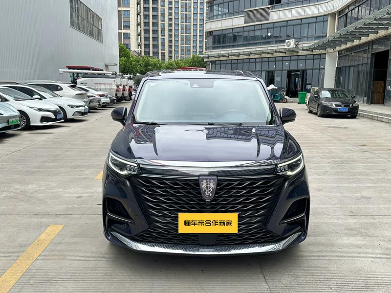 Roewe iMax 8, 2022 — фото 2 из 11