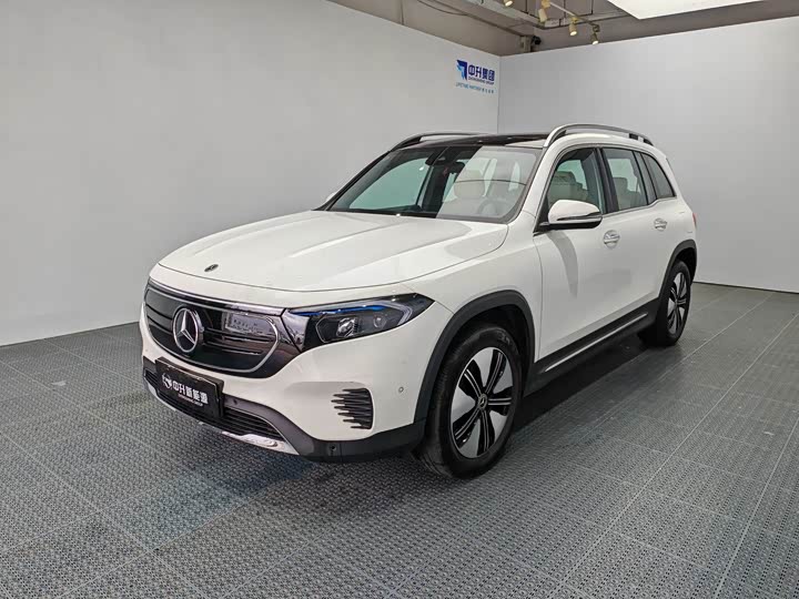 Mercedes-Benz EQB, 2023 — купить в Санкт-Петербурге под ключ