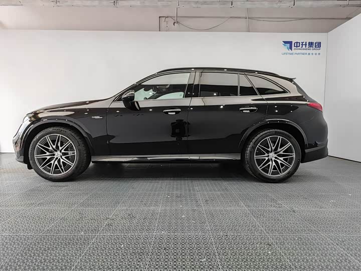 Mercedes-Benz GLC-Class AMG, 2026 — фото 7 из 9